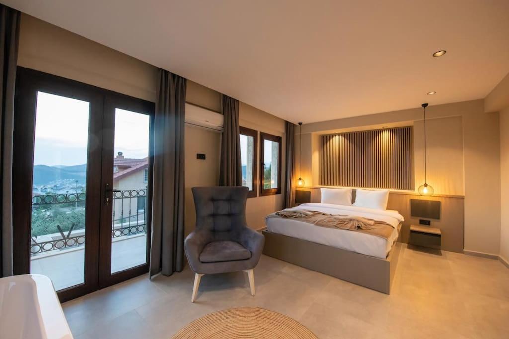 Havuzlu Korunakli Jakuzili Villa Fethiye Buitenkant foto