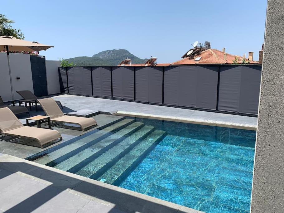 Havuzlu Korunakli Jakuzili Villa Fethiye Buitenkant foto